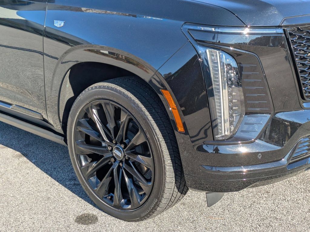 Used 2025 Cadillac Escalade Sport Platinum w/ LPO, ONYX Package AWD/4WD image 11