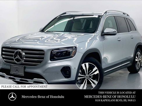 Used 2026 Mercedes-Benz GLB 250 image 1
