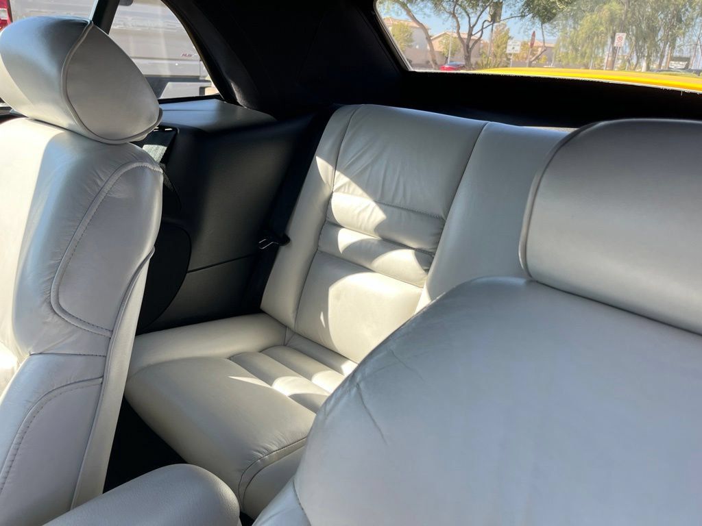 Used 1994 Ford Mustang GT RWD image 13