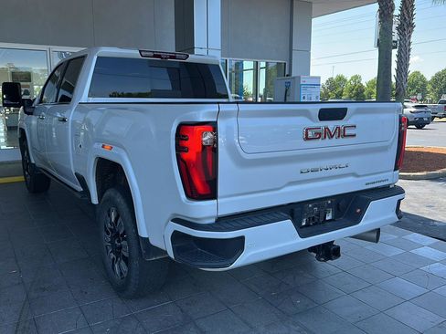 Used 2024 GMC Sierra 2500 Denali w/ Denali Reserve Package AWD/4WD image 24