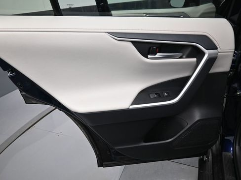 Certified 2025 Toyota RAV4 Limited w/ Weather Package image 31