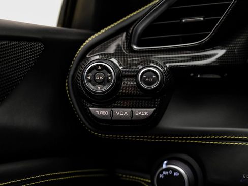 Used 2017 Ferrari 488 Spider image 86