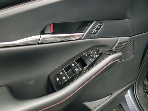 Certified 2025 MAZDA CX-30 AWD 2.5 S w/ Preferred Package image 12