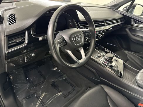 Used 2019 Audi Q7 3.0T Prestige image 9