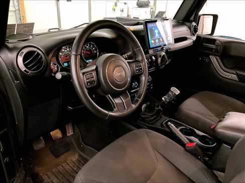 Used 2016 Jeep Wrangler Unlimited Sport w/ Quick Order Package 23S AWD/4WD image 12