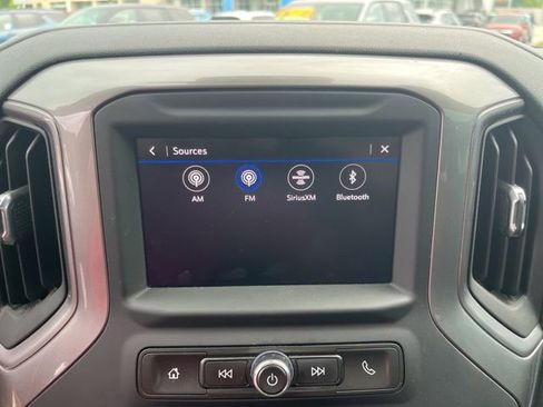 Used 2022 Chevrolet Silverado 1500 Custom image 22