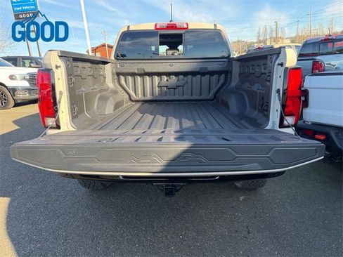 New 2026 Chevrolet Colorado ZR2 w/ Off-Road Front Bumper Package image 35