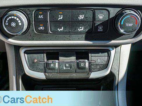 Used 2022 GMC Terrain SLE image 37