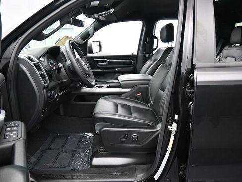 Used 2025 RAM 1500 Big Horn AWD/4WD image 11