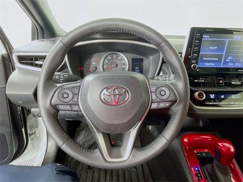 Used 2022 Toyota Corolla SE image 12