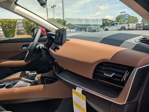New 2026 Nissan Rogue Platinum w/ Platinum Premium Package AWD/4WD image 34