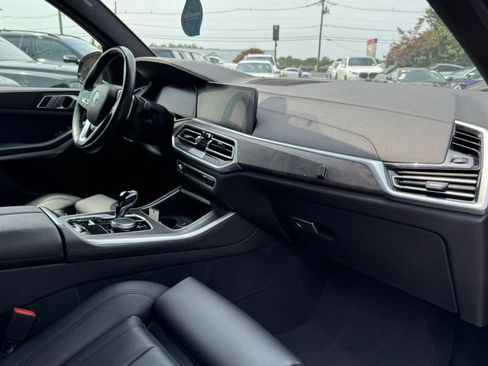 Used 2022 BMW X5 xDrive40i AWD/4WD image 26