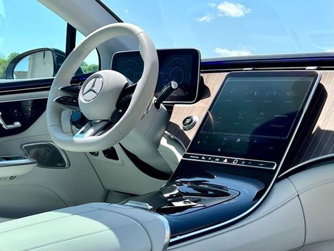 Certified 2023 Mercedes-Benz EQE AMG 4MATIC Sedan image 23