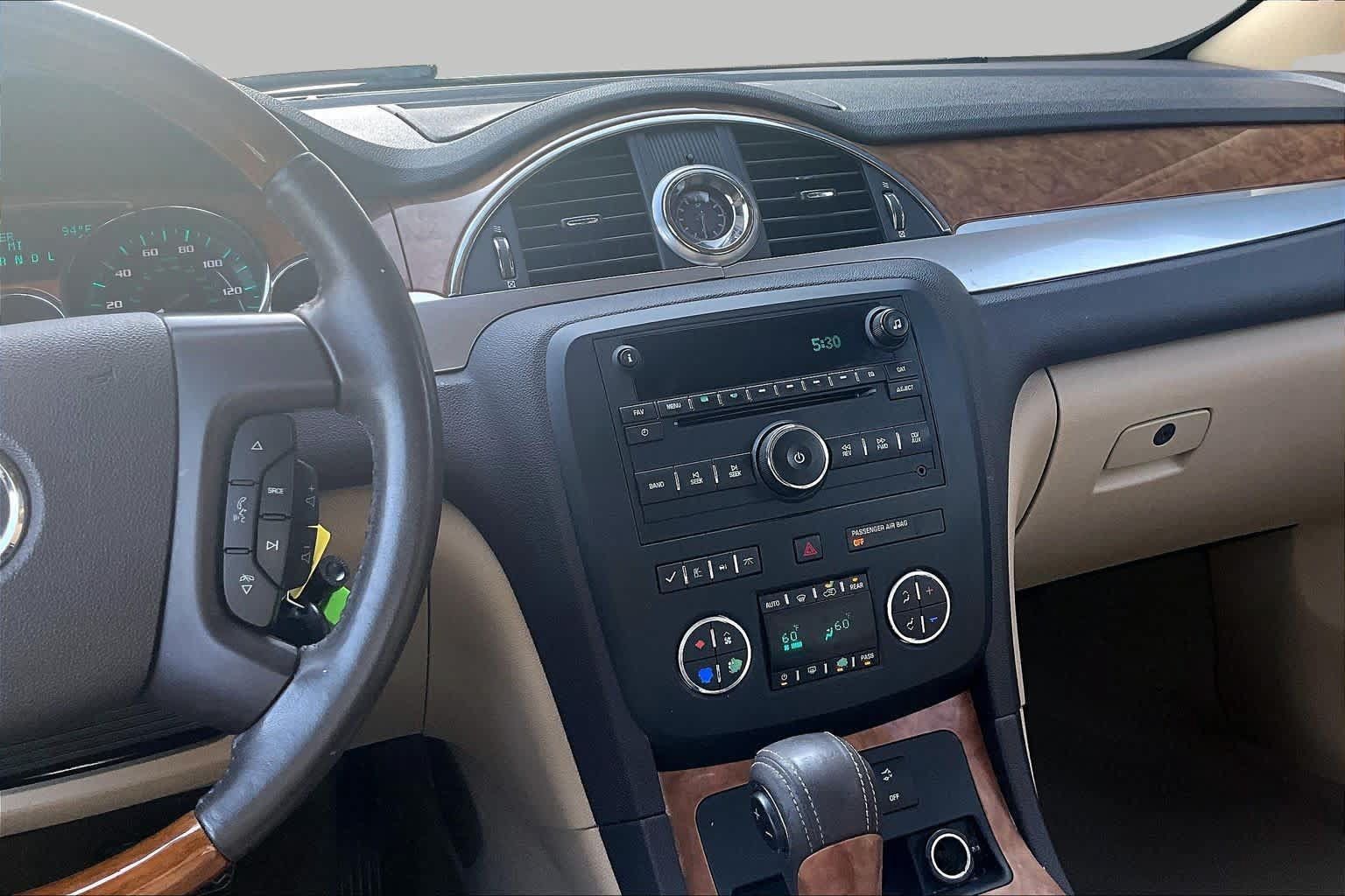 Used 2009 Buick Enclave CX w/ Driver Confidence Package FWD image 6