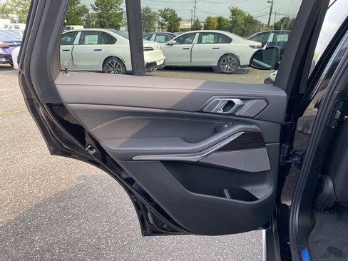 New 2026 BMW X5 xDrive50e image 6