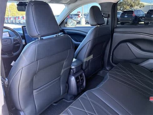 Used 2023 Ford Mustang Mach-E Select image 19