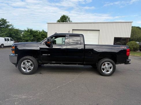 Used 2019 Chevrolet Silverado 2500 W/T w/ Snow Plow Prep Package AWD/4WD image 3