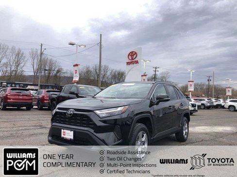 Certified 2025 Toyota RAV4 XLE AWD/4WD image 1