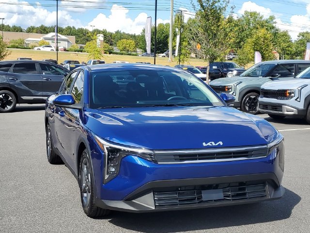 New 2026 Kia K4 FWD image 3