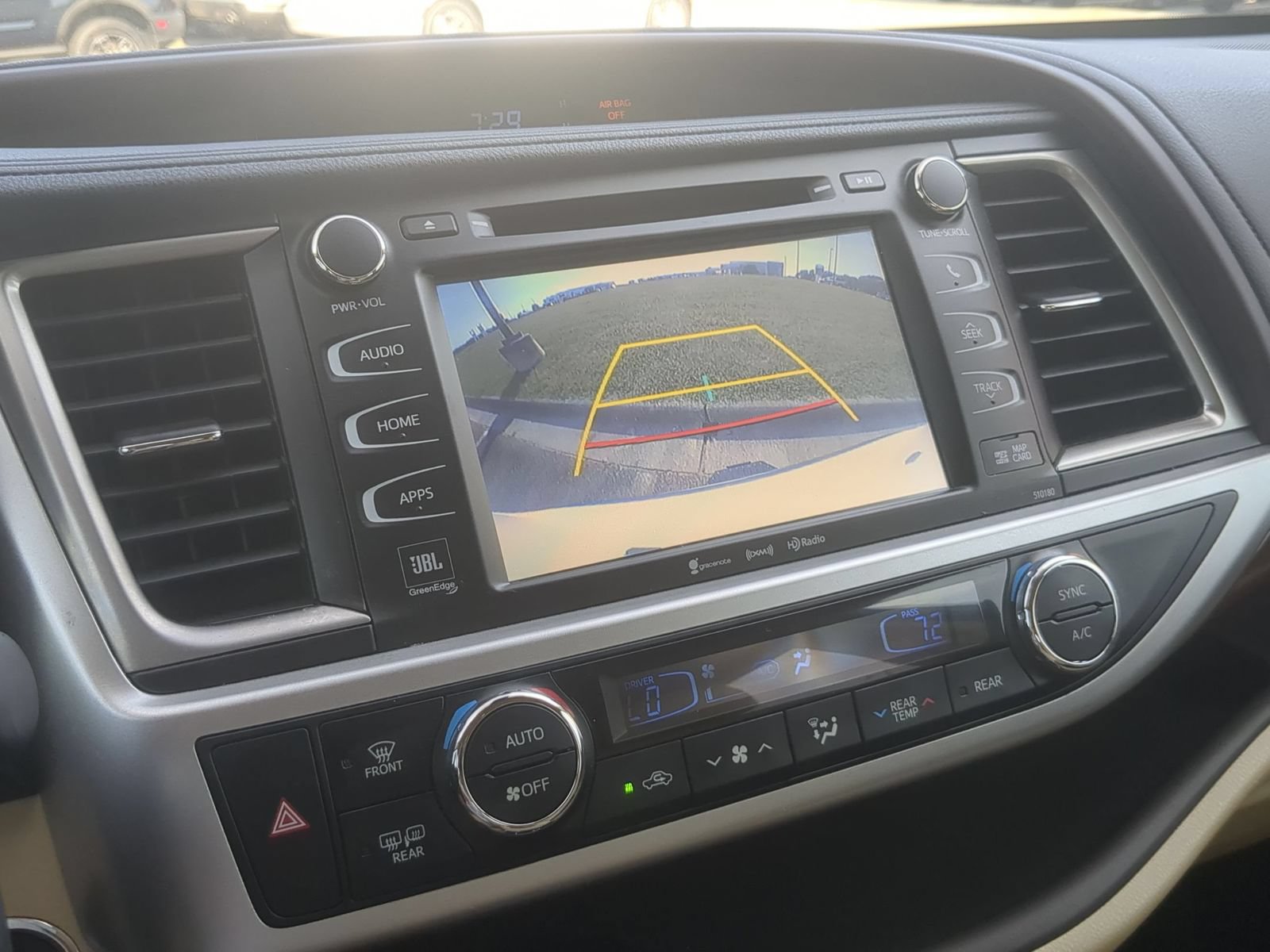 Used 2017 Toyota Highlander Limited AWD/4WD image 22