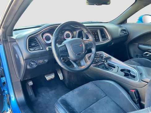 Used 2019 Dodge Challenger R/T Scat Pack w/ T/A Package image 9