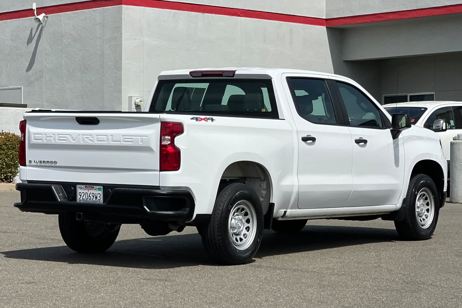 Used 2024 Chevrolet Silverado 1500 W/T w/ Trailering Package AWD/4WD image 2
