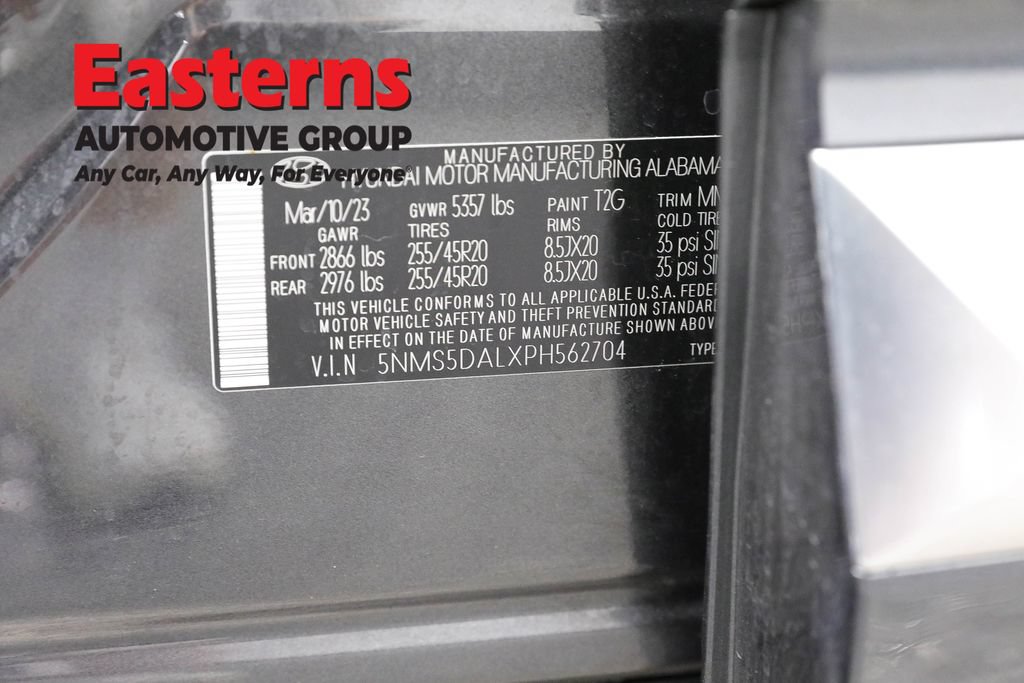Used 2023 Hyundai Santa Fe Calligraphy AWD/4WD image 39