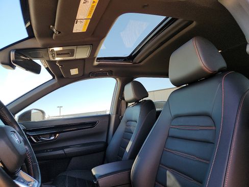 Used 2025 Honda CR-V Sport Touring image 12