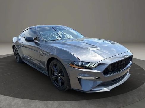 Used 2021 Ford Mustang GT w/ Black Accent Package RWD image 3