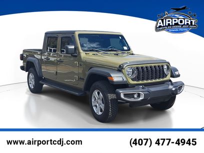 Used 2025 Jeep Gladiator Sport