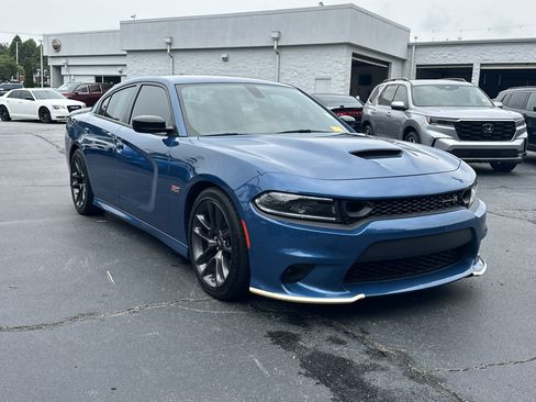 Used 2023 Dodge Charger Scat Pack RWD image 2