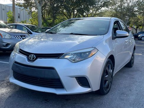 Used 2014 Toyota Corolla S Premium image 5