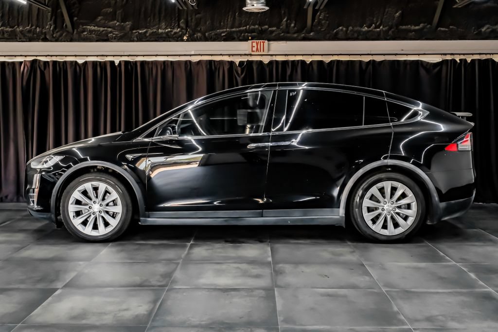 Used 2020 Tesla Model X Long Range AWD/4WD image 12