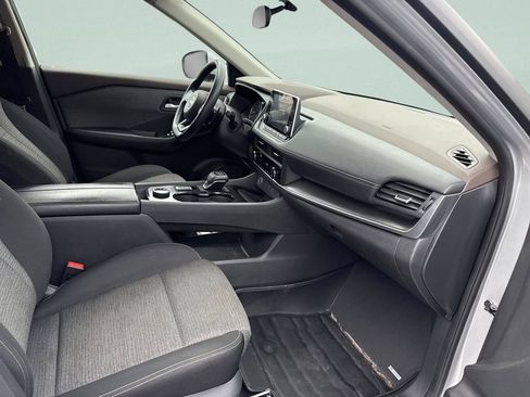 Certified 2023 Nissan Rogue SV AWD/4WD image 18