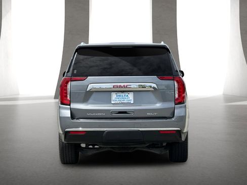 Used 2022 GMC Yukon XL SLT w/ SLT Luxury Package RWD image 5