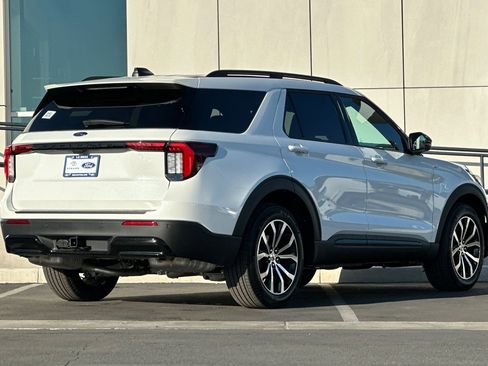 New 2026 Ford Explorer ST-Line w/ Premium Package image 3