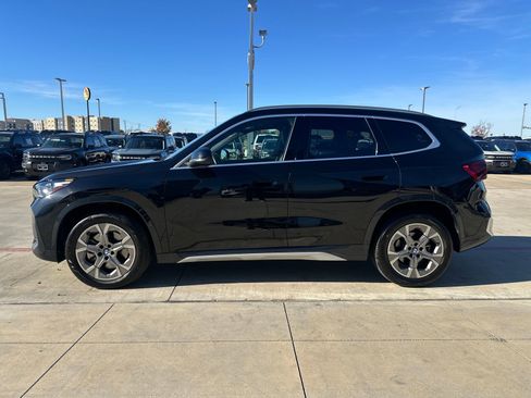 Used 2025 BMW X1 xDrive28i image 2