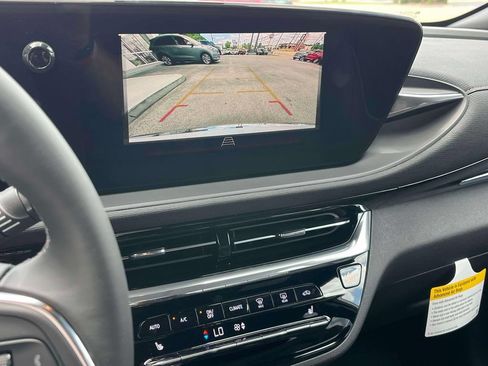 New 2026 Buick Envista Avenir FWD image 29