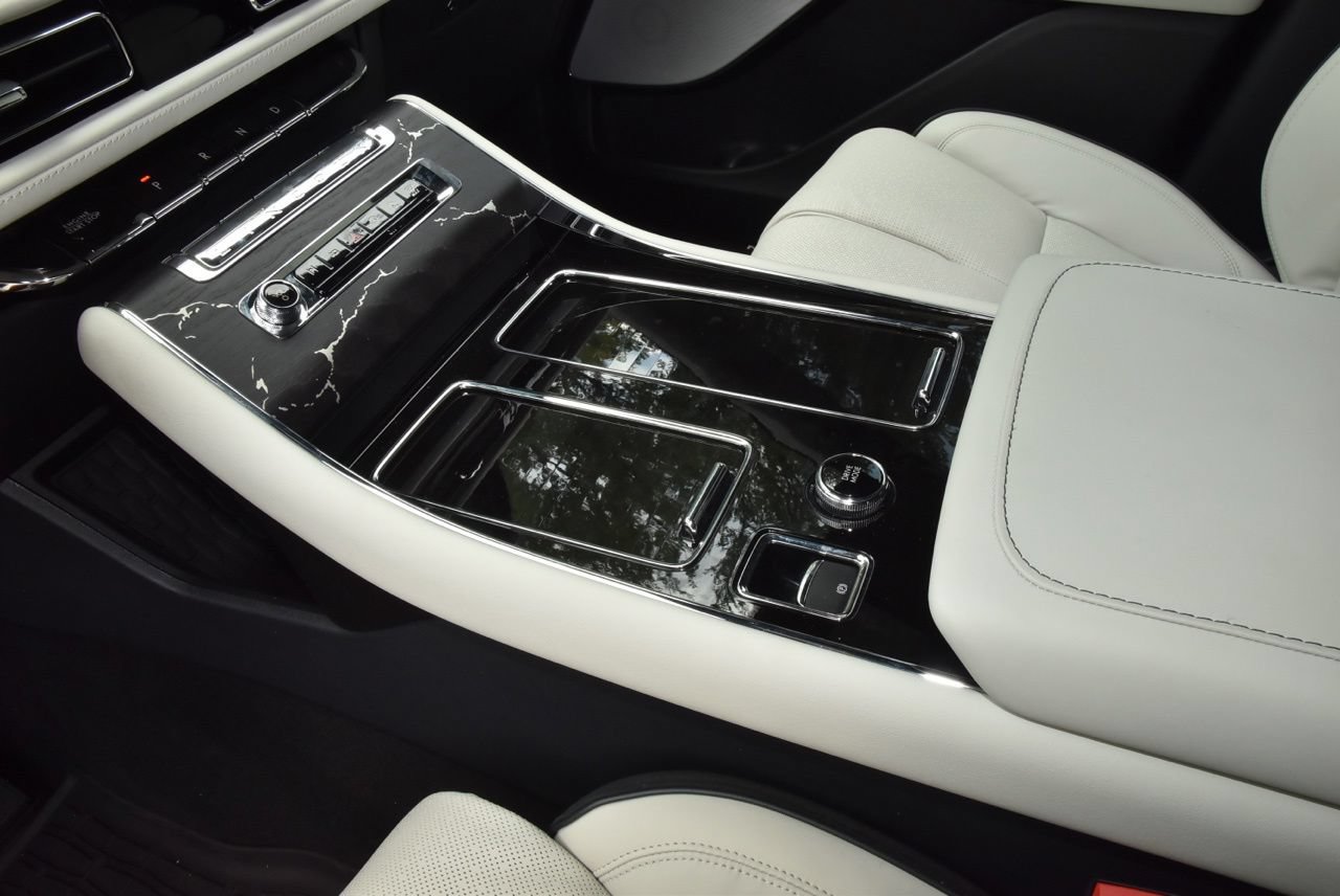 New 2026 Lincoln Aviator Black Label w/ Jet Appearance Package AWD/4WD image 32