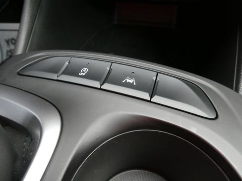 Certified 2026 Buick Envista Preferred FWD image 28