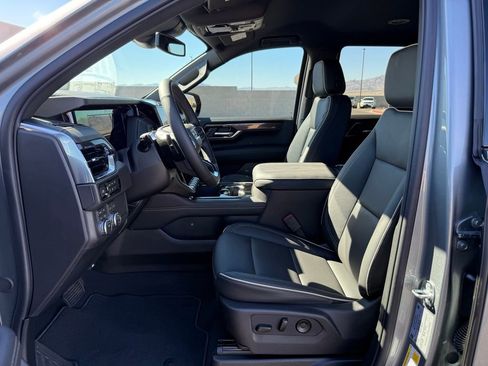 New 2026 GMC Yukon Elevation image 10