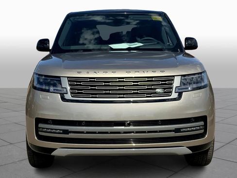 New 2025 Land Rover Range Rover SE image 3
