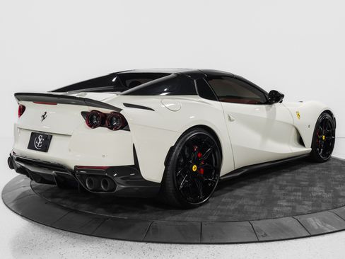 Used 2023 Ferrari 812 GTS RWD image 23