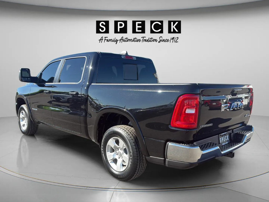 Used 2025 RAM 1500 Big Horn AWD/4WD image 3