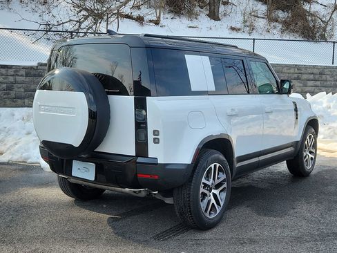 New 2026 Land Rover Defender 110 S image 2