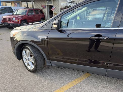 Used 2013 Ford Escape SEL FWD image 32