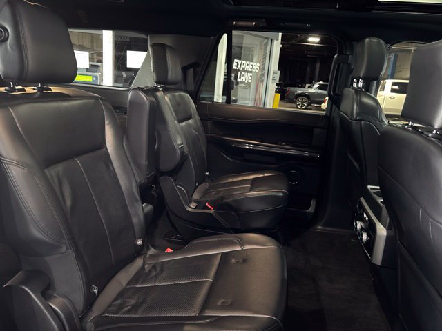Used 2020 Ford Expedition Max XLT w/ Equipment Group 202A RWD image 36