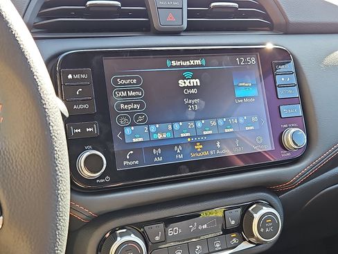 New 2025 Nissan Versa SR w/ Trunk Package image 14