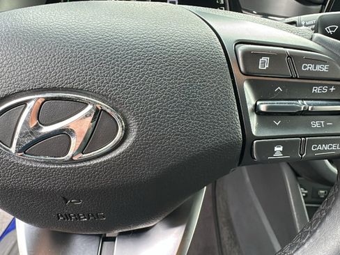 Used 2021 Hyundai Ioniq SE FWD image 20