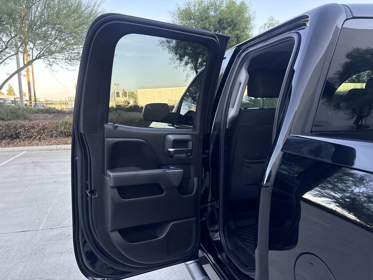 Used 2017 Chevrolet Silverado 1500 LT w/ All Star Edition RWD image 10